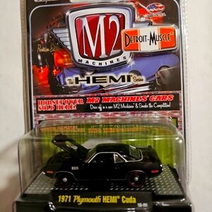 1971 Plymouth Hemi Cuda 1/64 M2 Machines DieCast